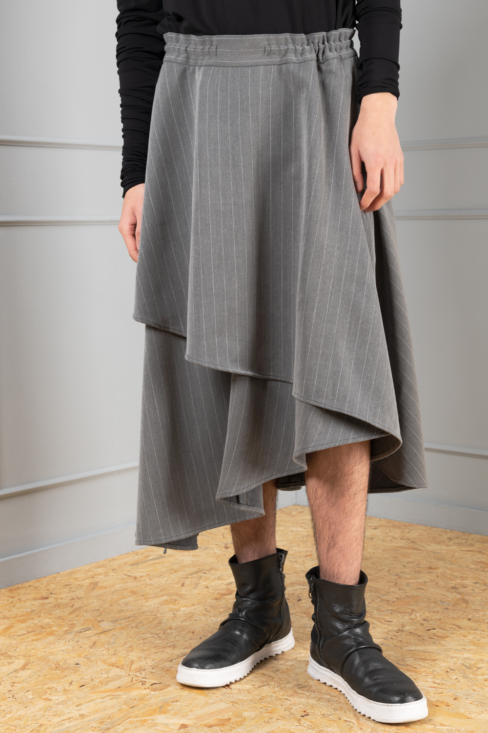 ワンピース PHILOSOPHY Women Mid Skirts 04415727 A0509 grey asymmetrical grey-pinstripe unisex skirt | Haruco-vert