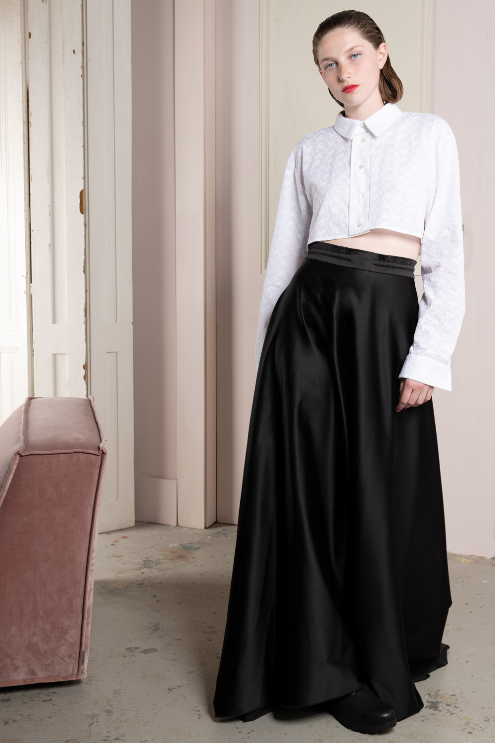Long black satin skirt for women | Haruco-vert