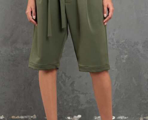 olive green women's shorts