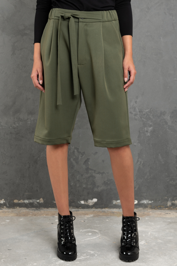 olive green women's shorts
