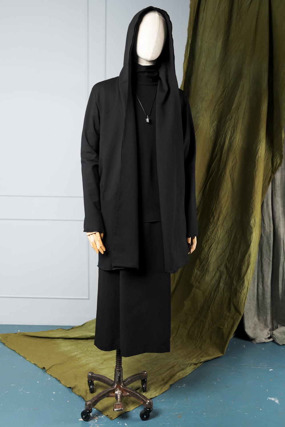 Long black hooded cardigan mens shop
