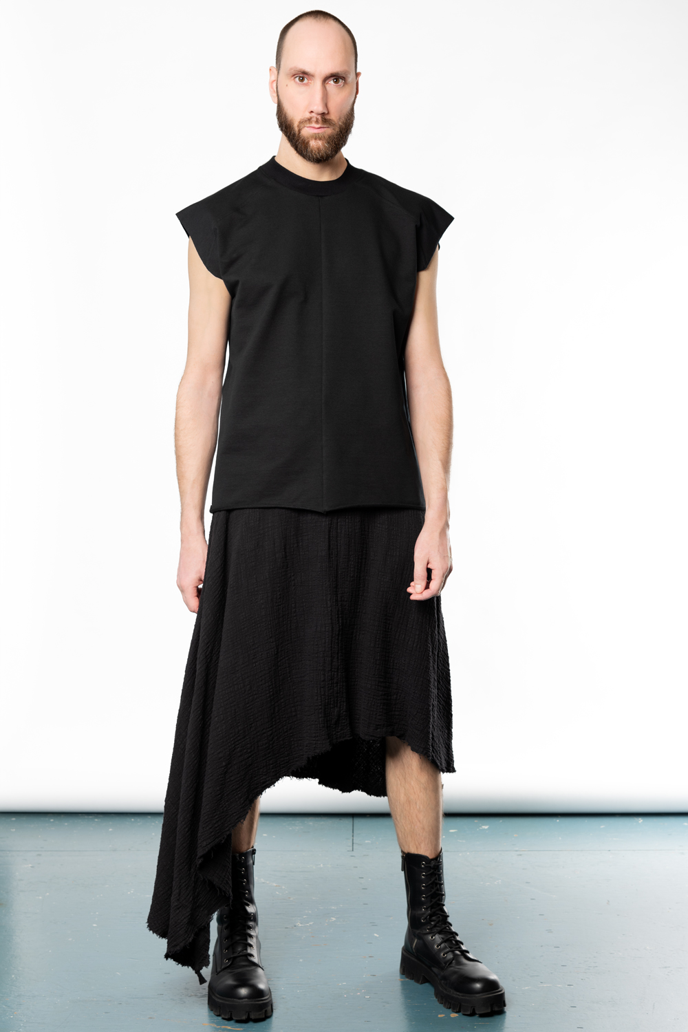 ★人気【ANOTHERYOUTH】★slit sleeveless - black / unise.x★ black asymmetrical cotton unisex skirt | Haruco-vert