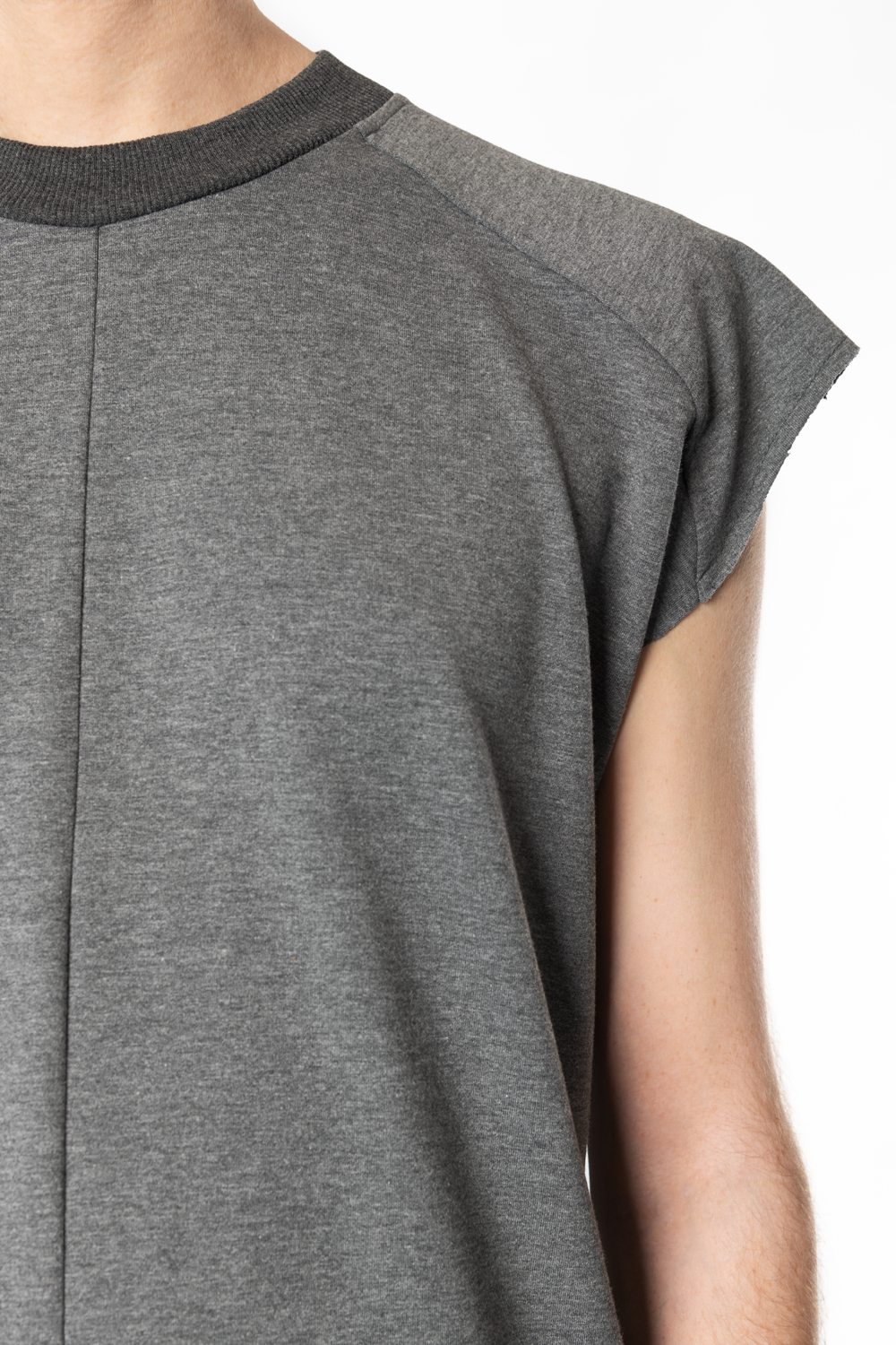 sleeveless grey boxy men's sweater | Haruco-vert sleeveless grey boxy men's sweater | Haruco-vert
