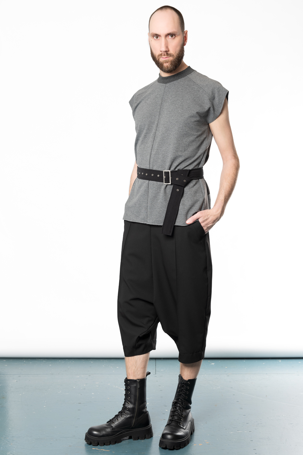 sleeveless grey boxy men's sweater | Haruco-vert sleeveless grey boxy men's sweater | Haruco-vert