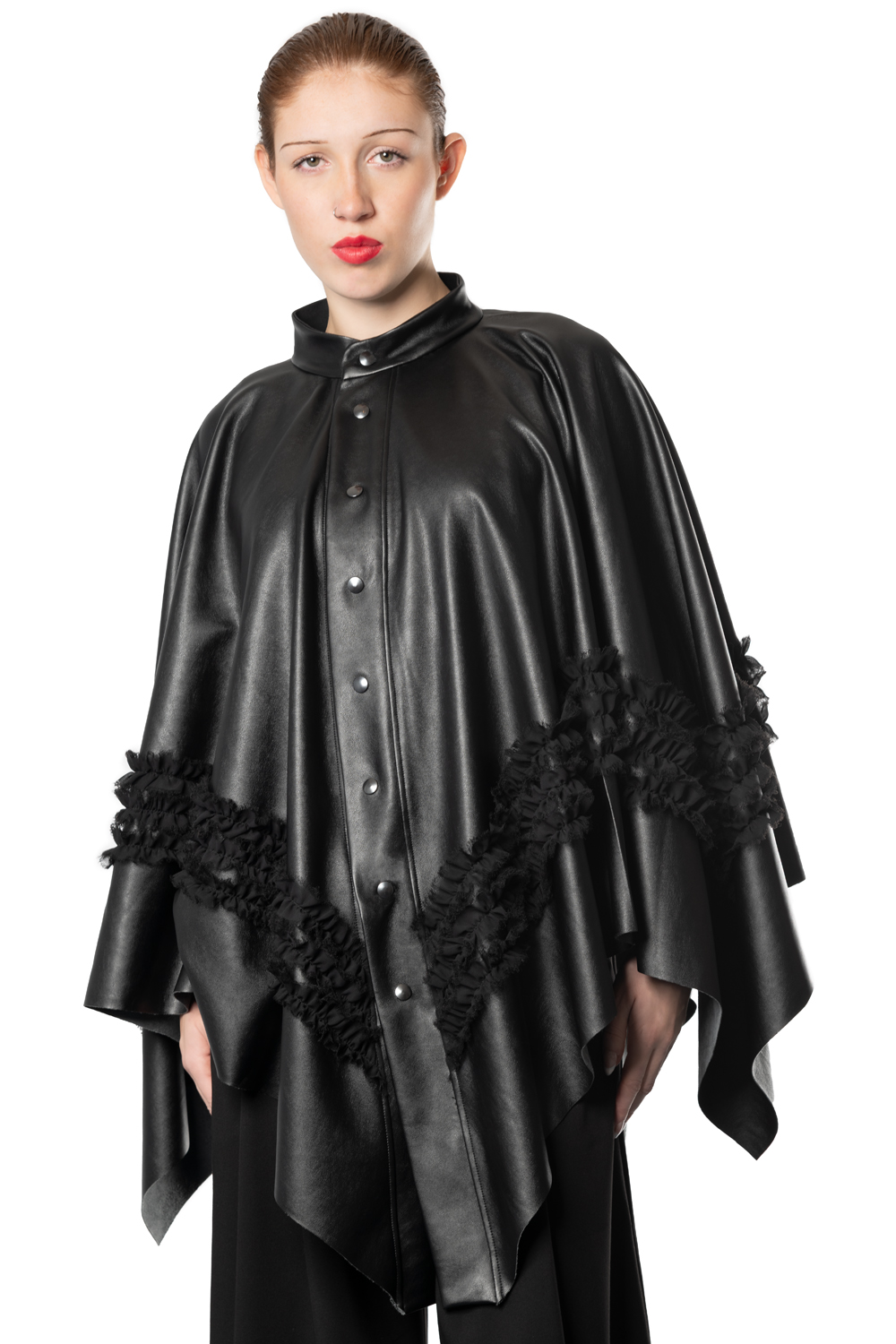 black genderless faux leather cape | Haruco-vert black genderless faux leather cape | Haruco-vert