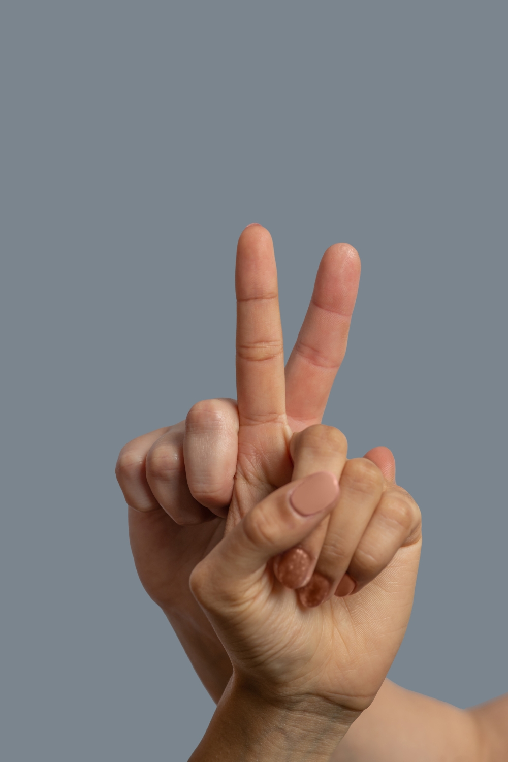 10 Valid Reasons Your Boyfriend Does Not Get Jealous in Your