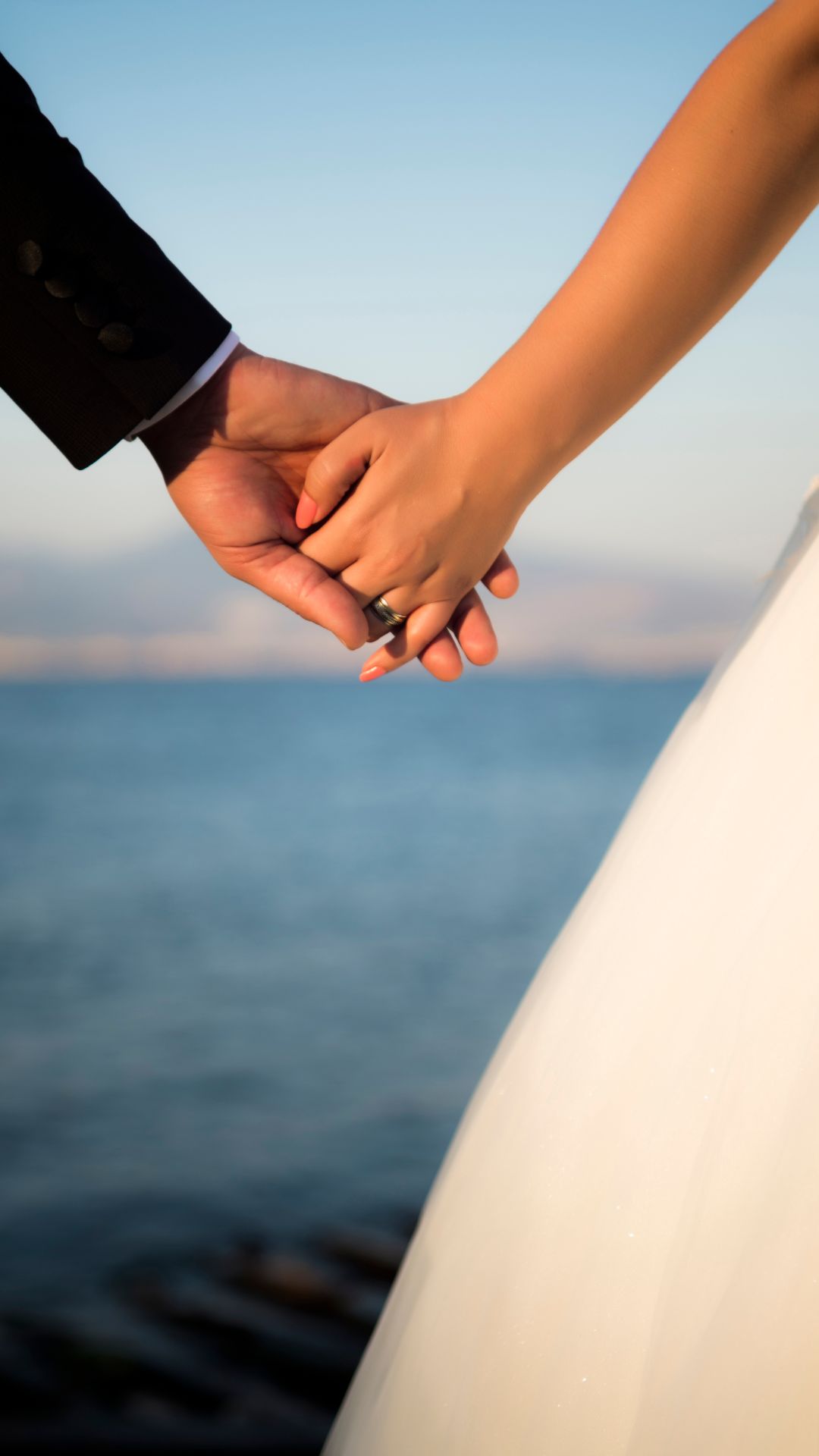 12 Reasons You Should Always Wear Your Wedding Ring Heart Dome