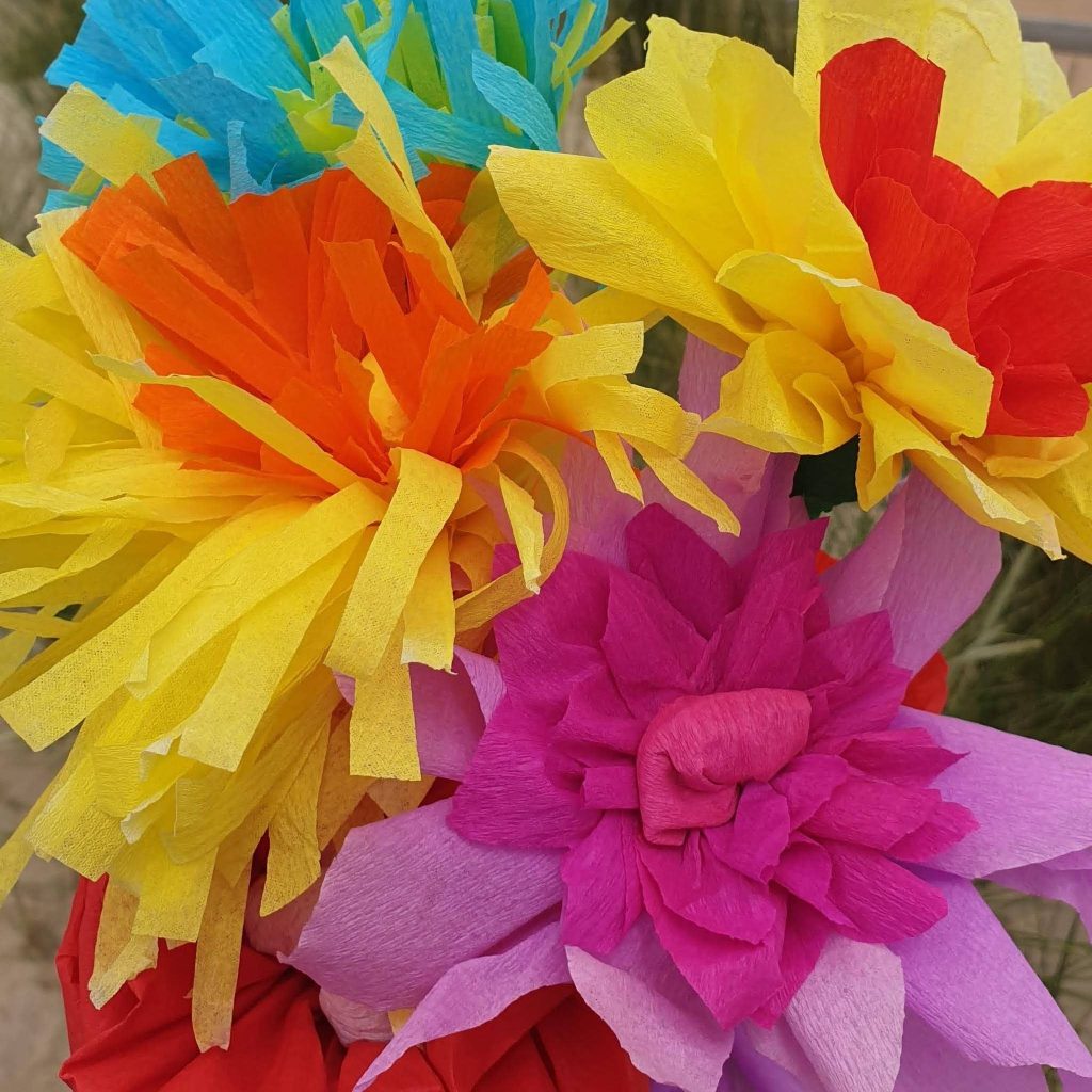 Een boeket strandbloemen voor fotoshoot en tv-opnames.
