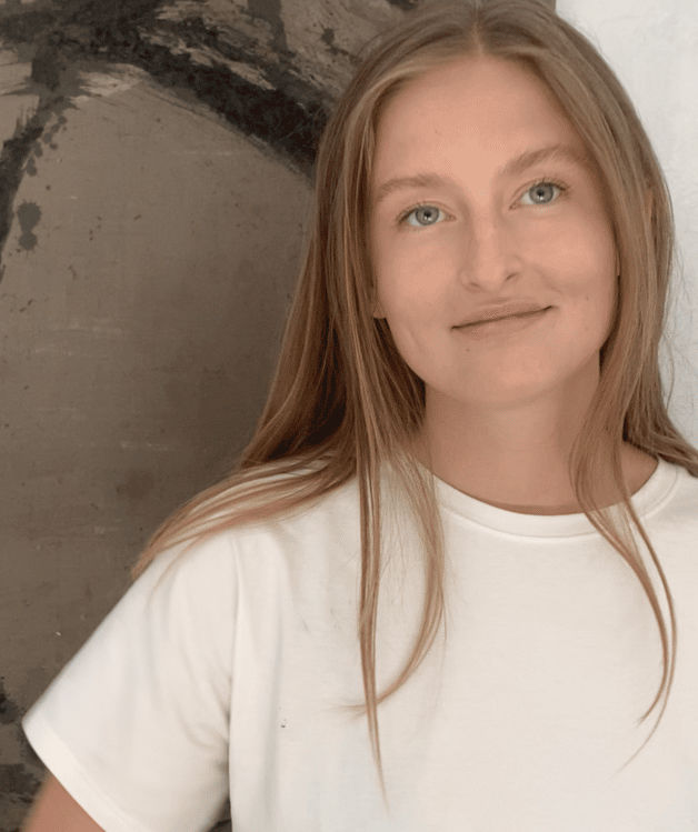 copywriter Ellen Bracquiné Ellen Bracquiné - partner Helene Mulder