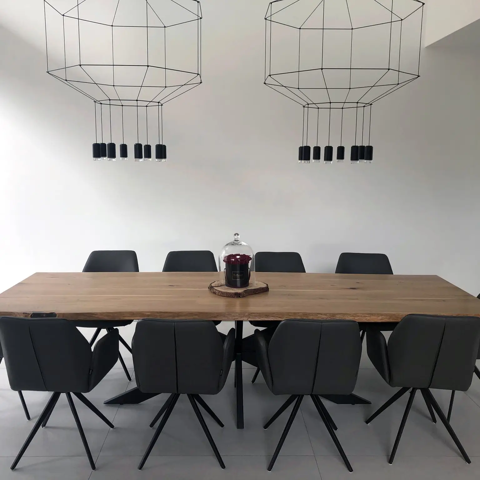 HENK GmbH Massiv Tisch