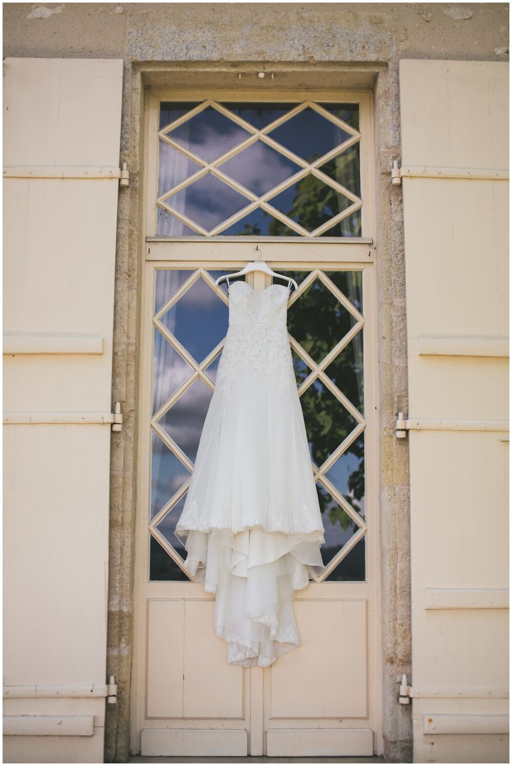 Mark and Deborah Chateau Soulac photography wedding photographer france destination lincolnshire