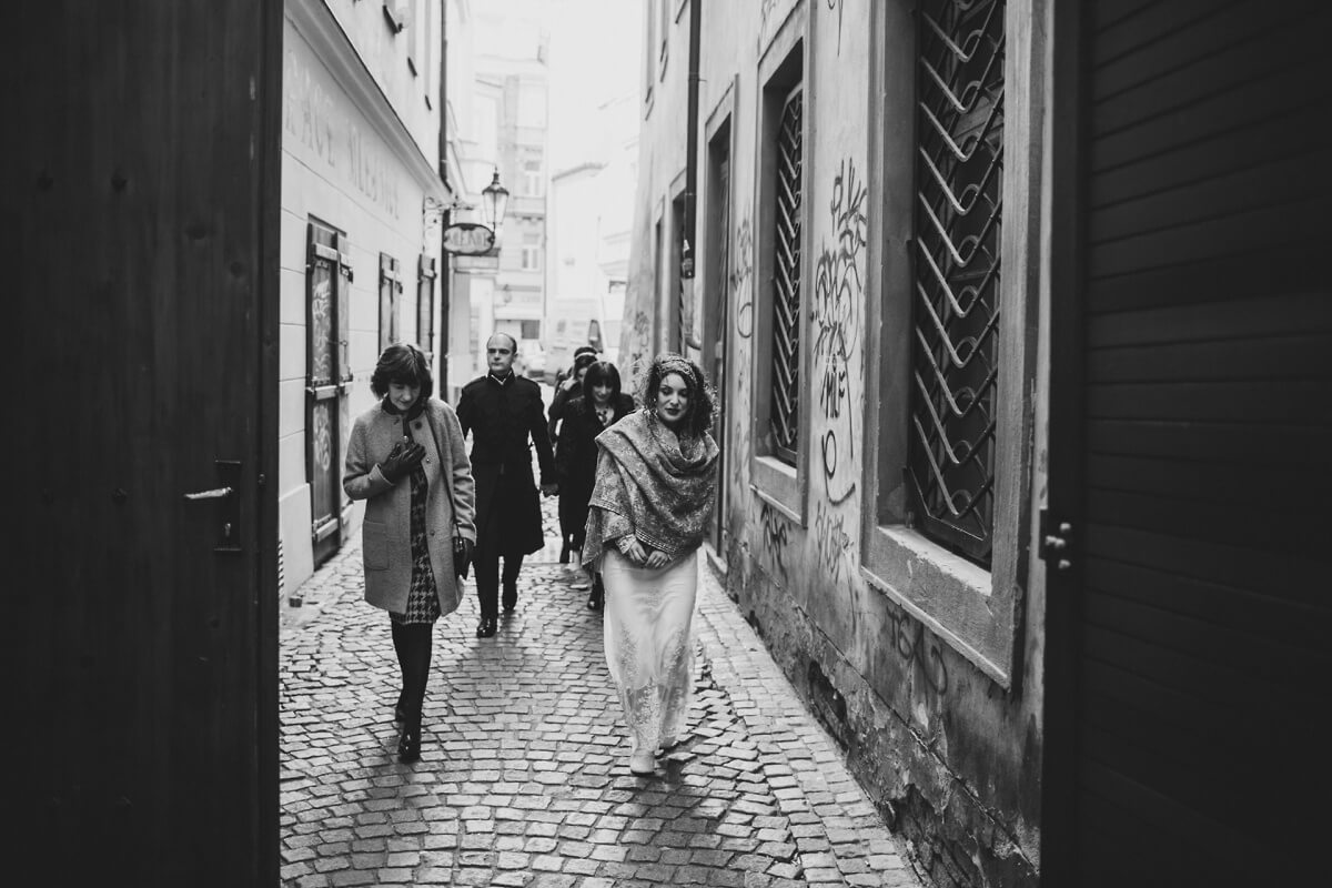 Alex and Jenni Prague wedding photographer destination photography henry lowther europe czech republic abroad UK documentary city old town square charles bridge 