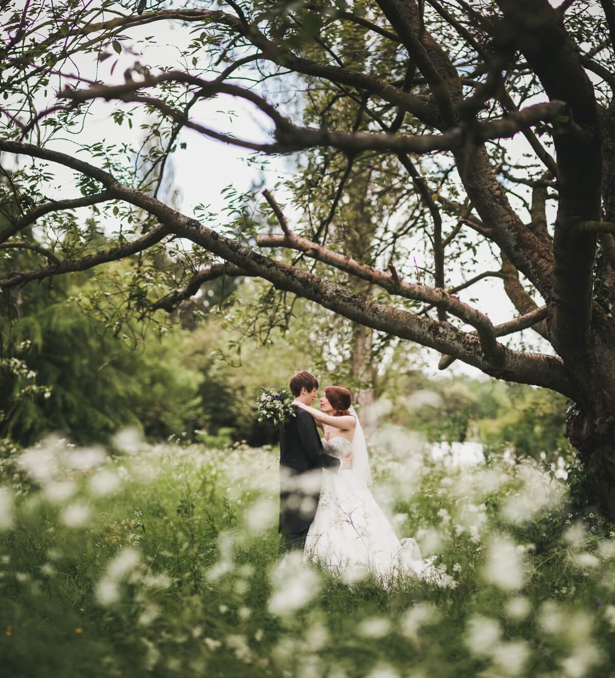 Annie and Paul Elsham Hall photographer Lincolnshire wedding photography Henry Lowther Scunthorpe Brigg