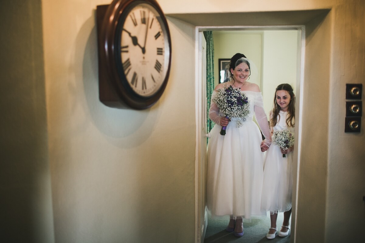 Paul and Lindsay's Newstead Priory wedding photography Lincolnshire Brigg Henry Lowther photographer North