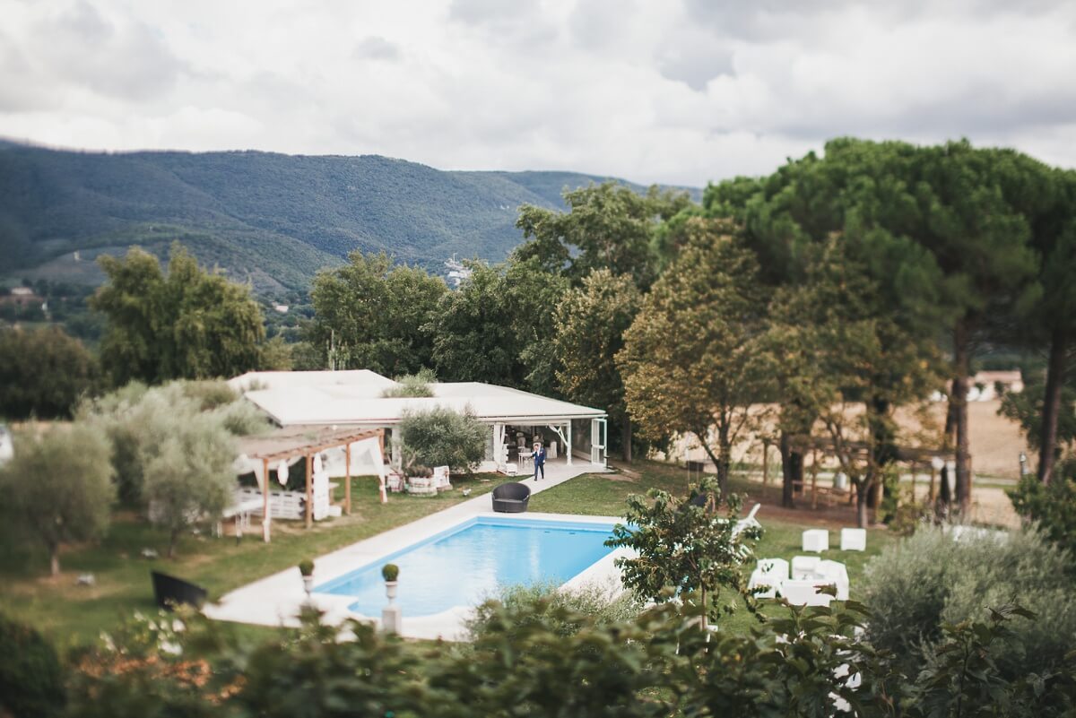 Anthony and Rebecca Castello di montignano wedding photography destination wedding photographer Italy european europe uk based 