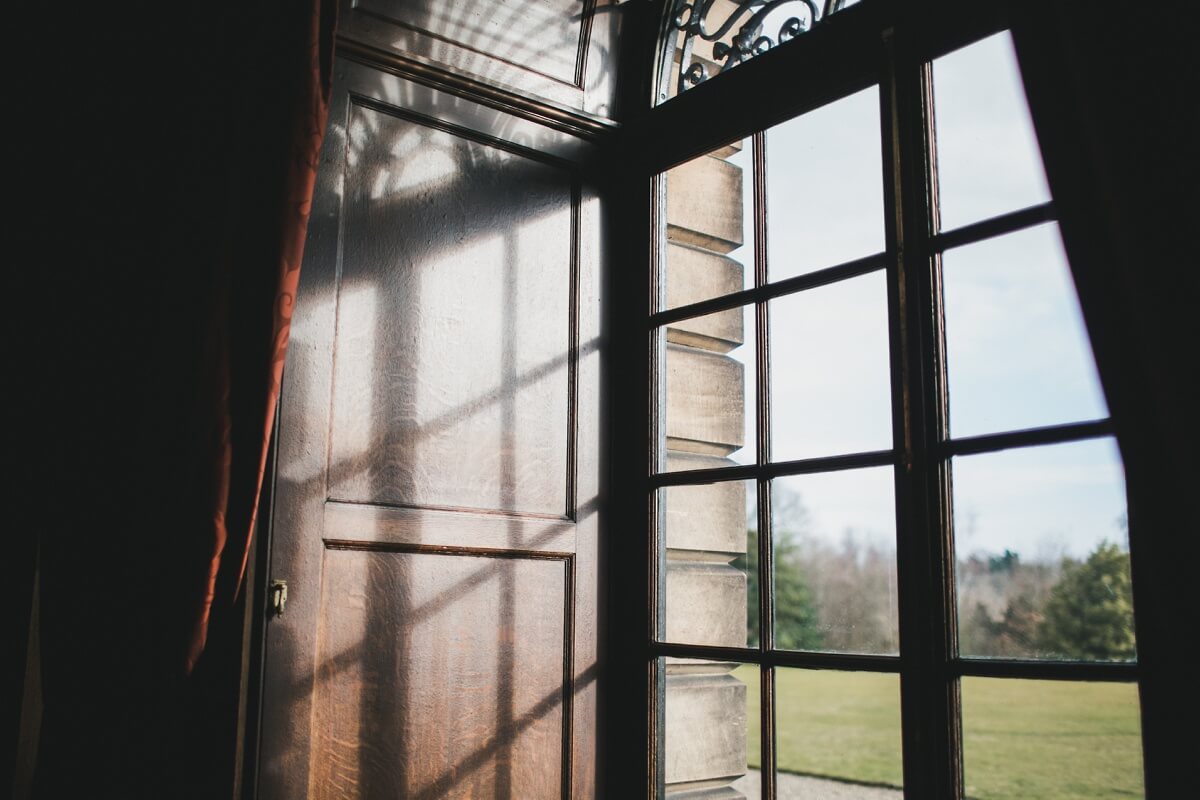 Matt and Hannah Crathorne Hall photography yorkshire wedding photographer Henry Lowther