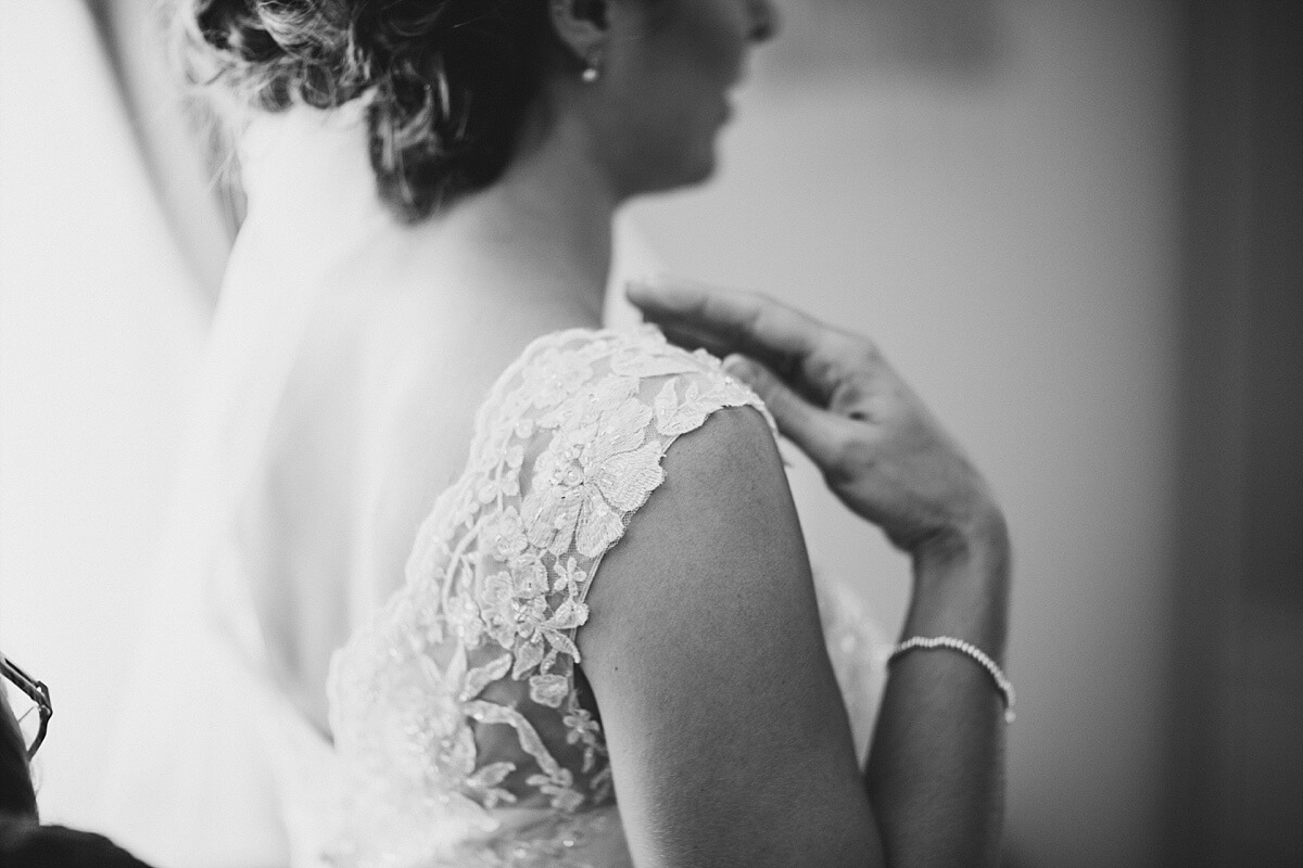 wedding photographer lincolnshire farm marquee wedding destination photography