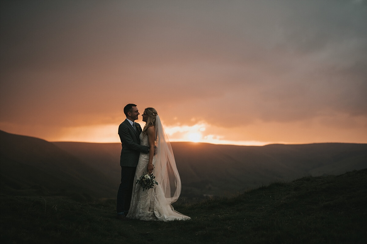 Castleton wedding photographer Losehill hotel wedding photographer