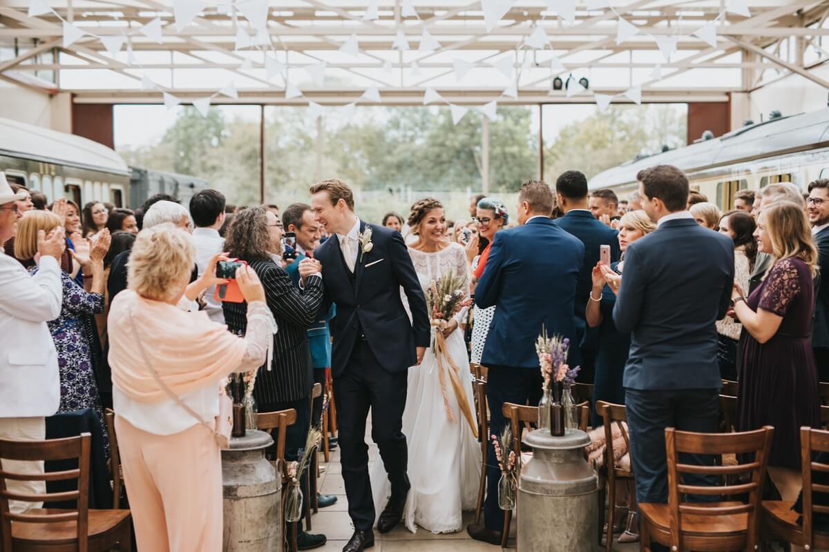 Buckinghamshire railway centre wedding photographer Aylesbury wedding photographer