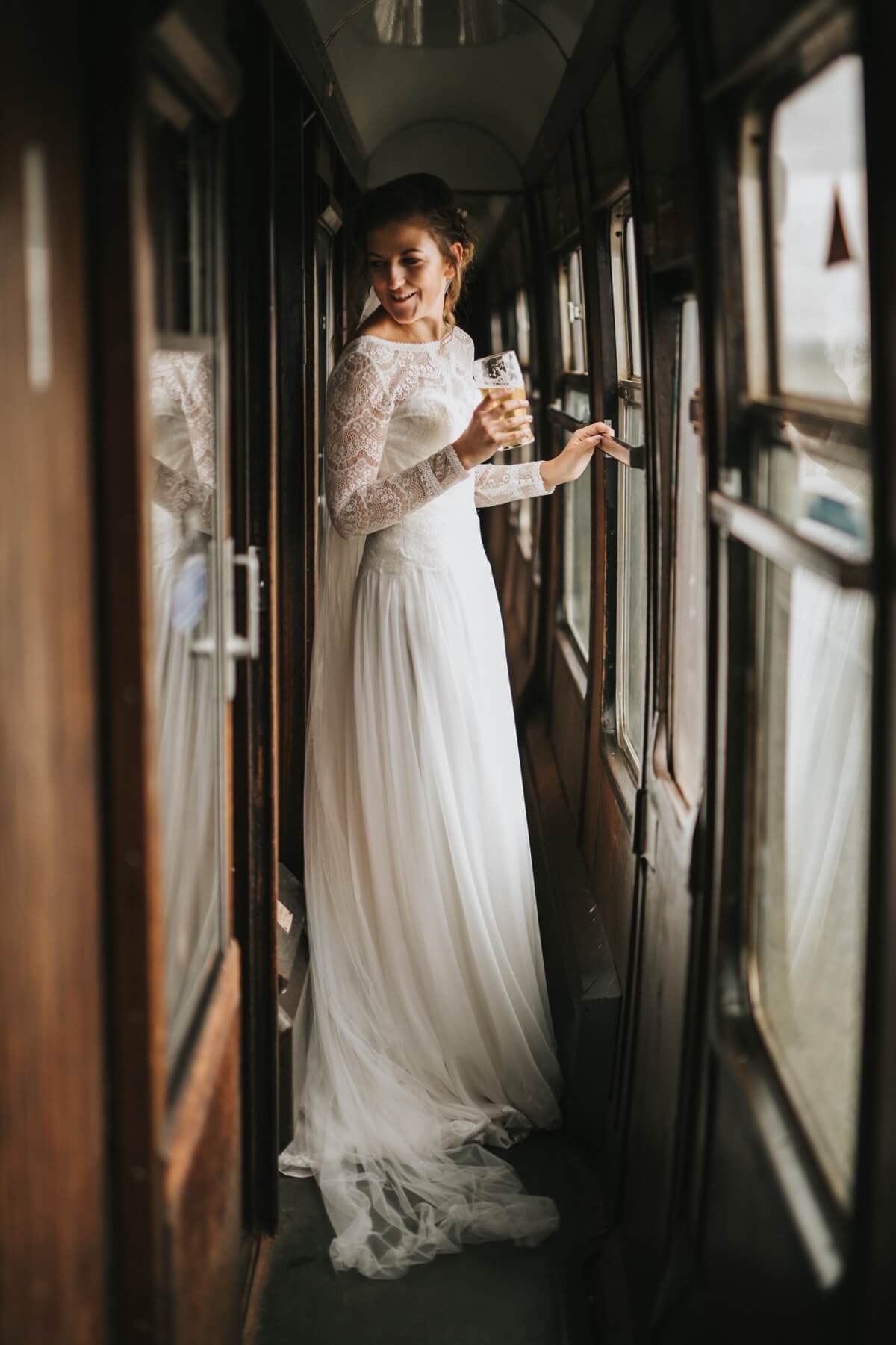 Buckinghamshire railway centre wedding photographer Aylesbury wedding photographer