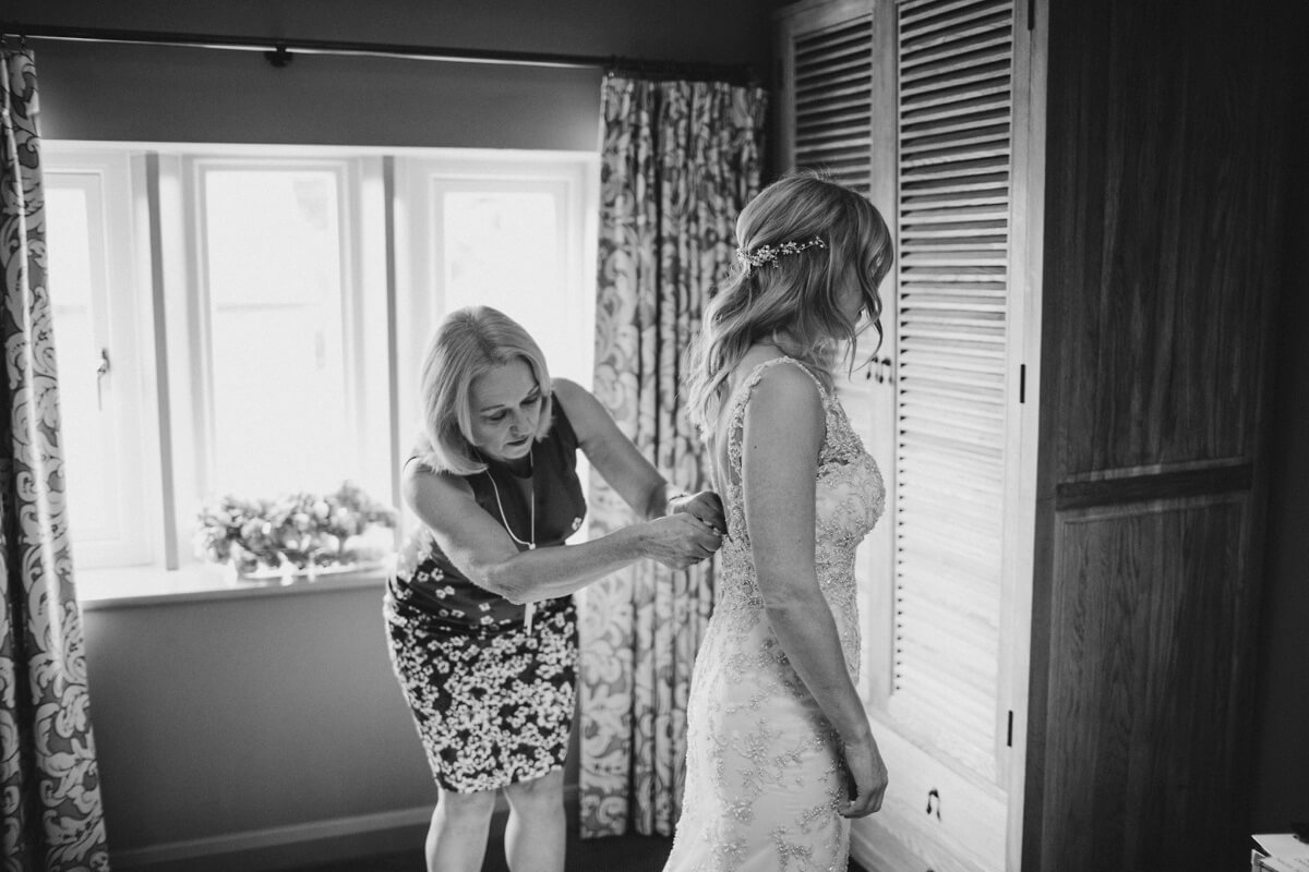 The White Hart Lydgate wedding photographer Oldham wedding photography