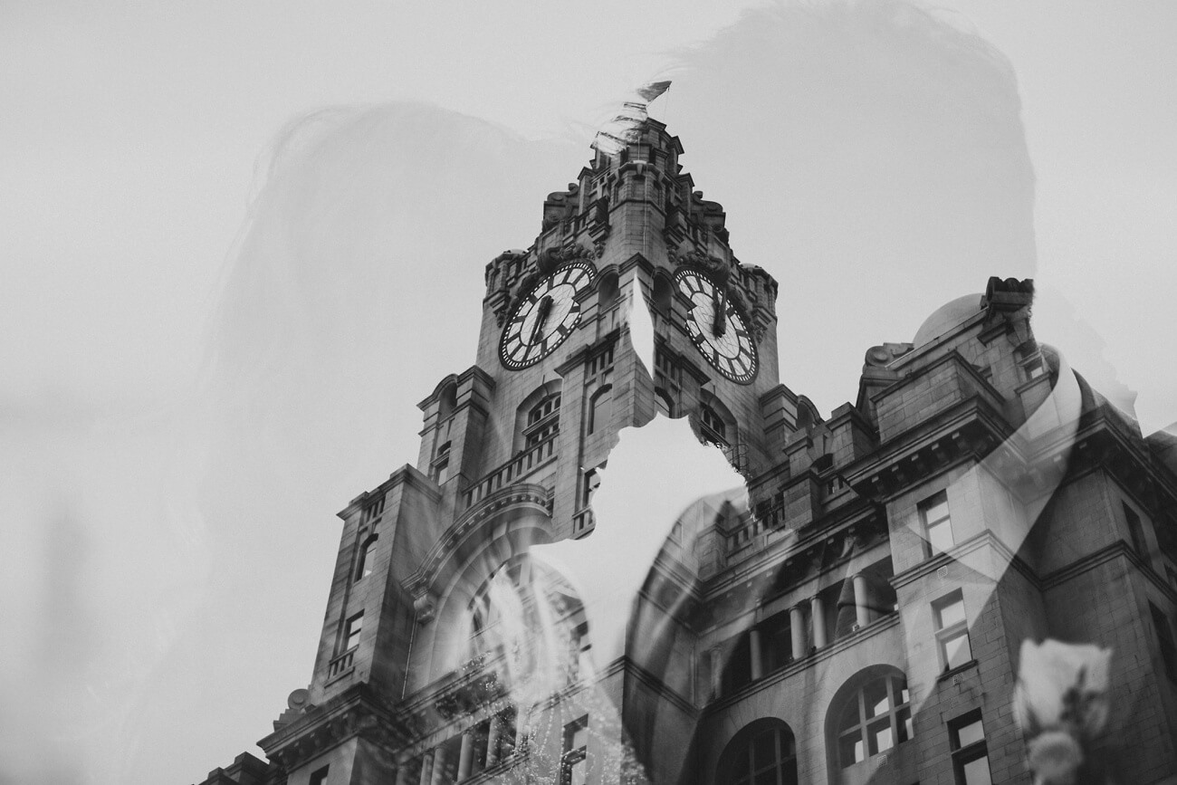 Liverpool wedding photographer liver building wedding photography