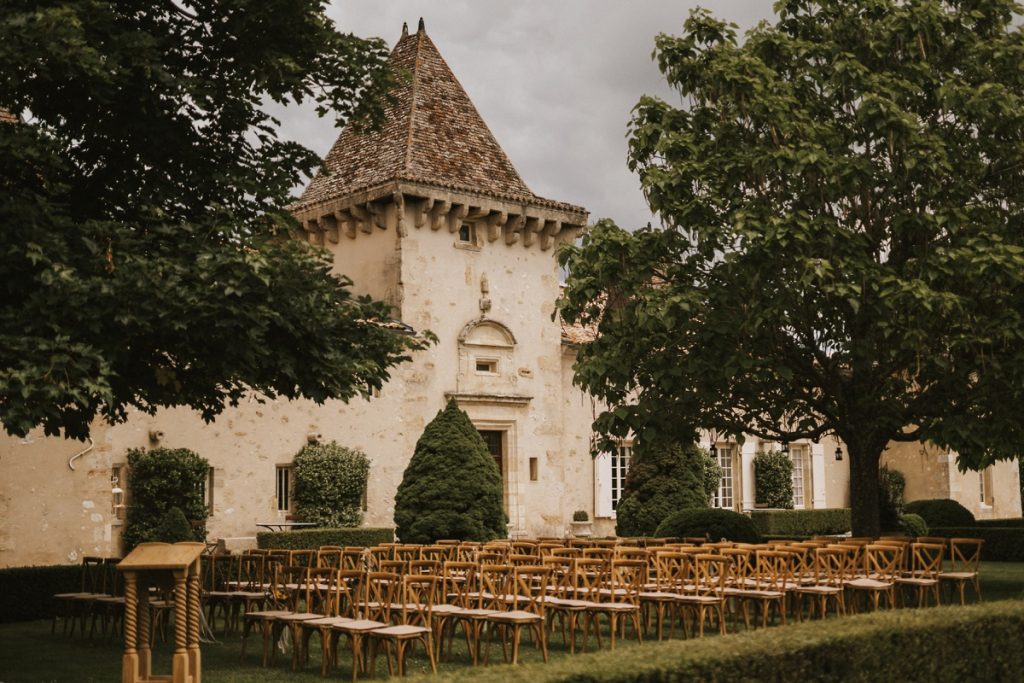 Chateau Soulac wedding photographer Dordogne wedding venue European wedding photography French wedding