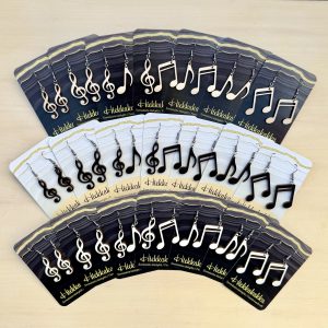 Musiikkiaiheiset korvakorut