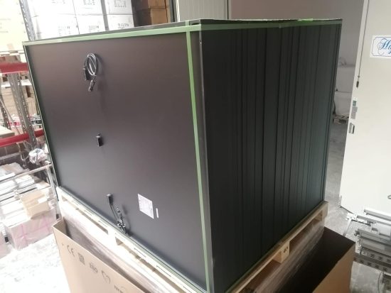 37 st (hel pall) AUSTA Solcellspaneler AU-108MHB 410 W 15 kW, Svarta