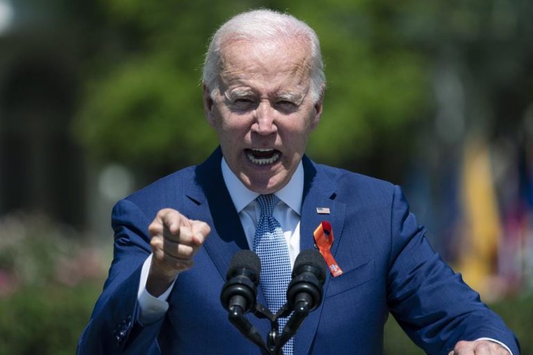 Madaxweyne Joe Biden : “Xamaas iyo Putin waxay matalaan haliso kala duwan,”