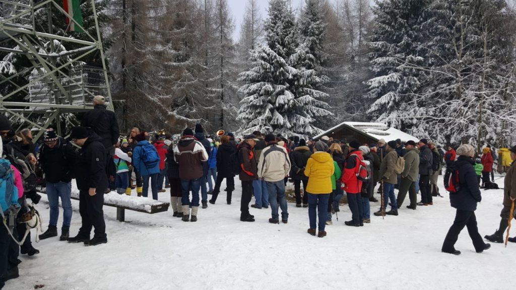 Zahlreiche Besucher sind auf dem Großen Sohl eingetroffen