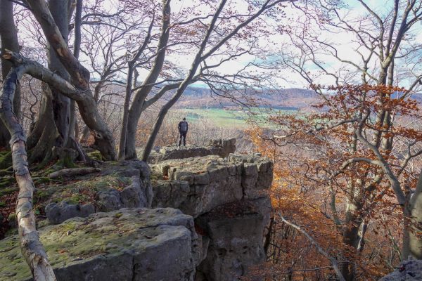 Auf den Felsen des Kantsteins