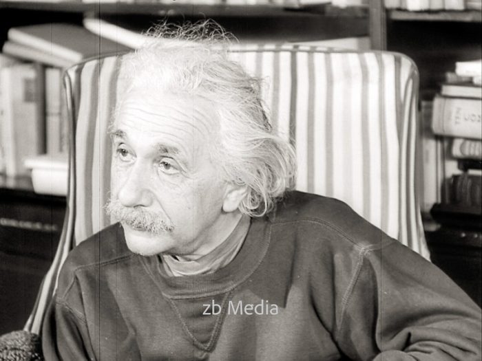 Albert Einstein 1946