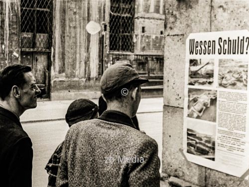 Poster Wessen Schuld München Odeonsplatz 1945