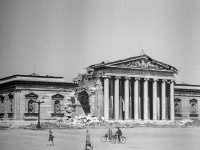 Königsplatz München Mai 1945