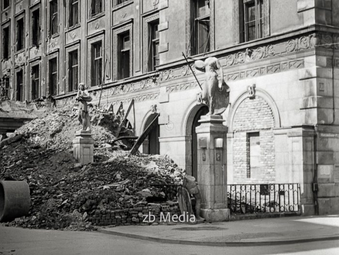 Künstlerhaus München Mai 1945