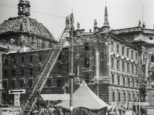 Justizpalast München Mai 1945