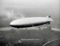 Luftschiff Hindenburg Flug über New York 1937