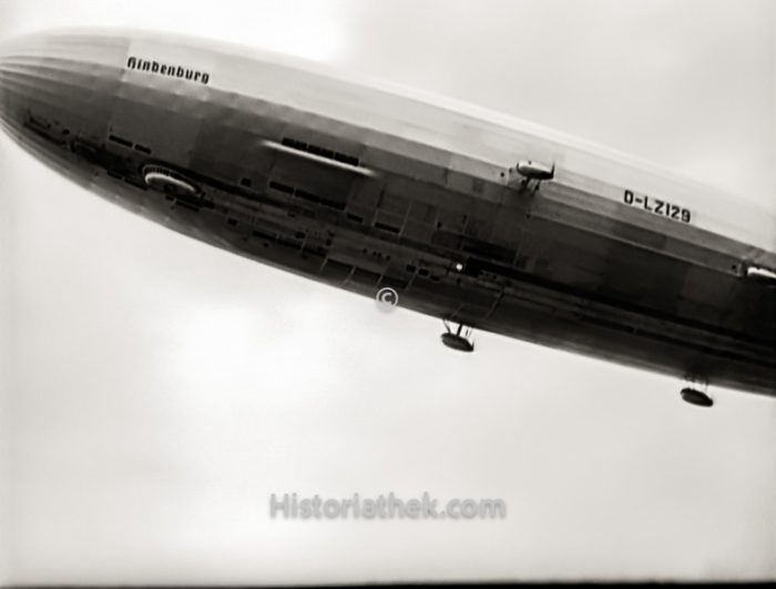 Luftschiff Hindenburg Anflug auf Lakehurst 1937