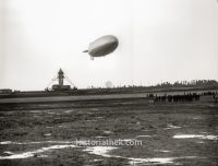 Luftschiff Hindenburg Anflug auf Lakehurst 1937