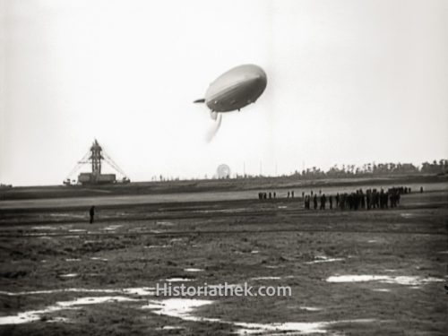 Luftschiff Hindenburg Anflug auf Lakehurst 1937