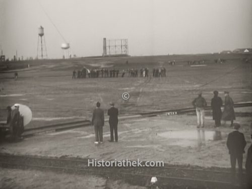 Luftschiff Hindenburg Anflug auf Lakehurst 1937