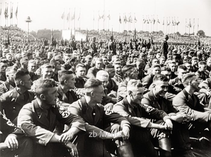 Reichsparteitag 1937 Arbeitsdienstparade