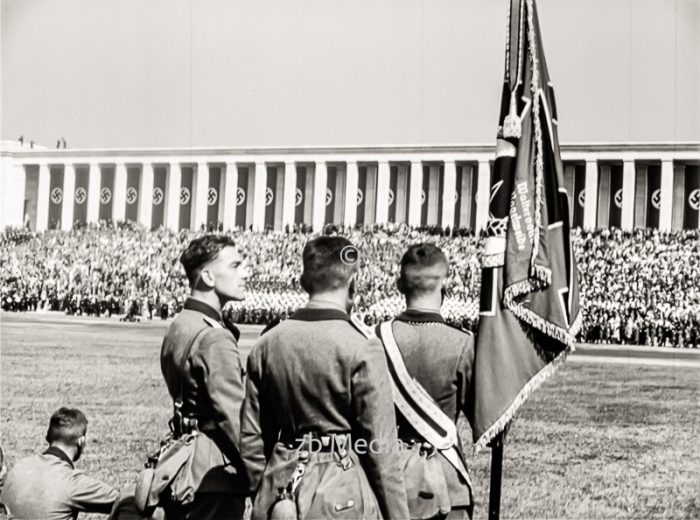 Reichsparteitag 1937 Arbeitsdienstparade