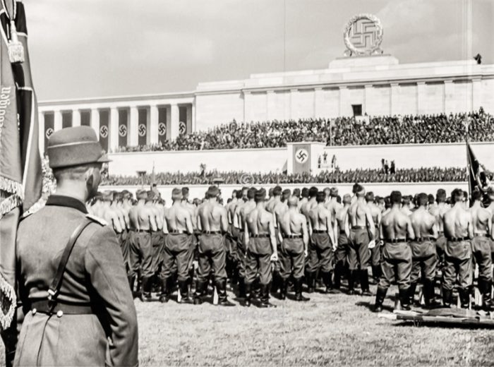 Reichsparteitag 1937 Arbeitsdienstparade