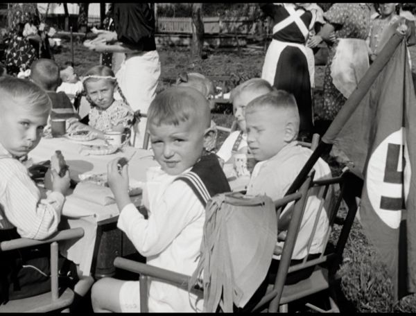 Kinderfest in Weimar 1937