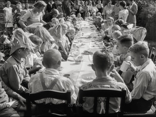 Kinderfest in Weimar 1937