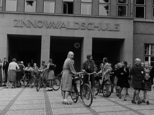 Deutschland 1937. Zinnowaldschule in Berlin.