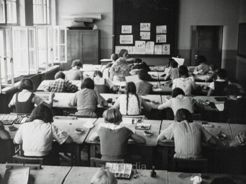 Deutschland 1937. Zinnowaldschule in Berlin.