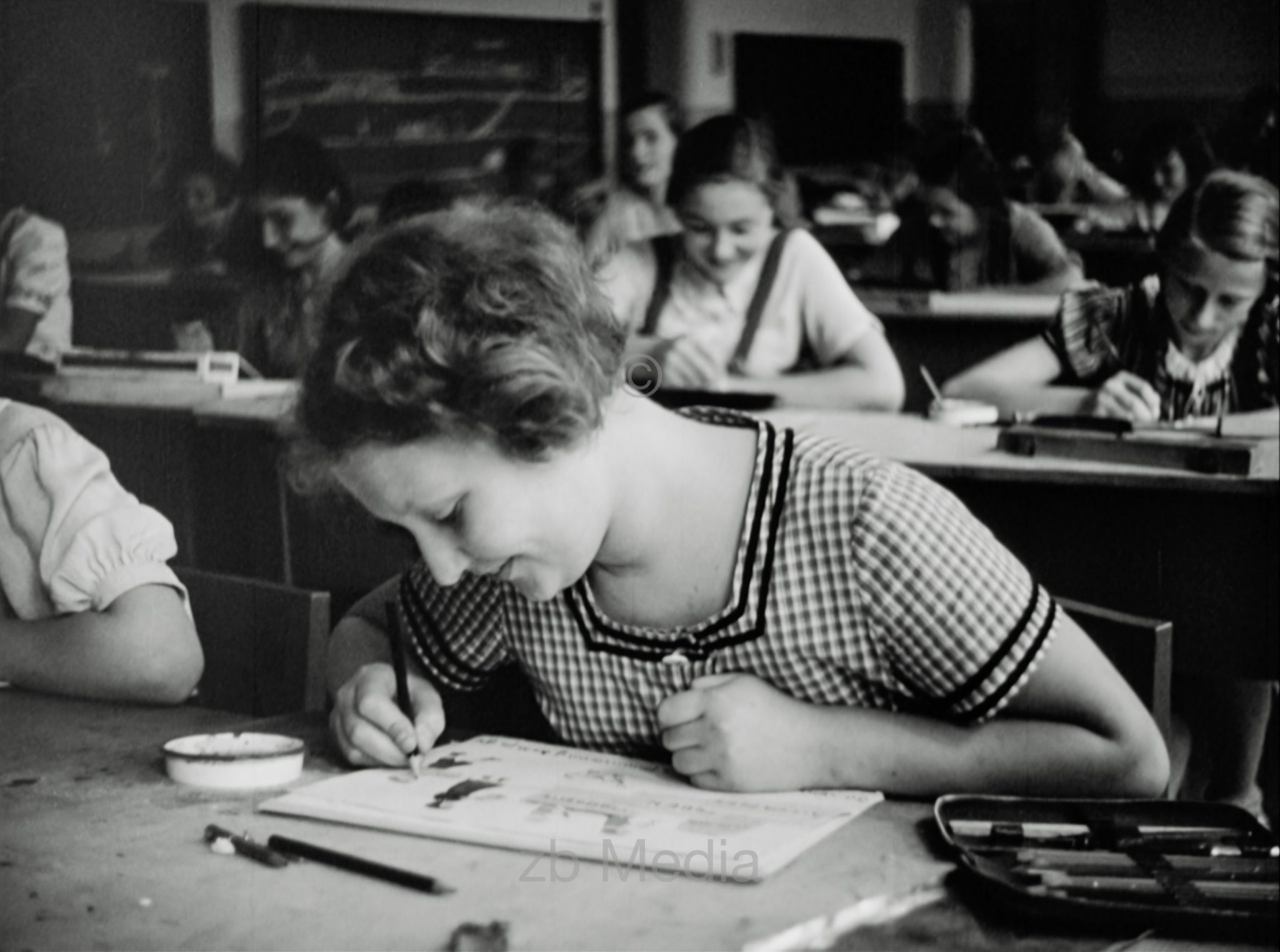 Deutschland 1937. Zinnowaldschule in Berlin.